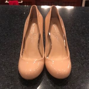 Patten leather nude pumps
